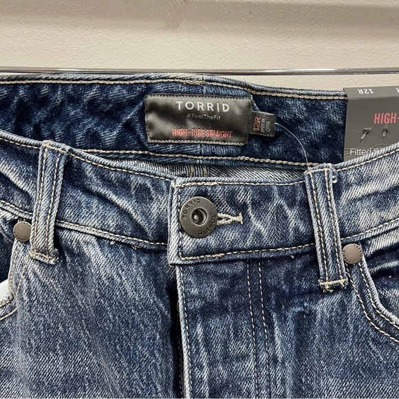 Torrid High-Rise Straight Jeans Raw Hem Size 12 Regular - Picture 7 of 11
